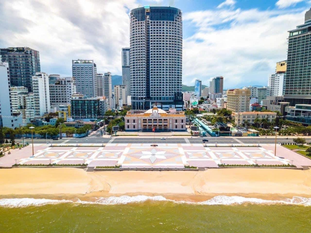 Seabreeze Panorama Grand Residences Nha Trang Exterior foto
